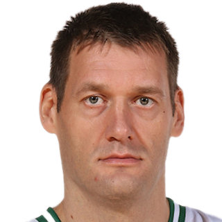 https://img.drosophila.cn/img/basketball/player/3d35c8ef60624afda8c24522e262622d.png