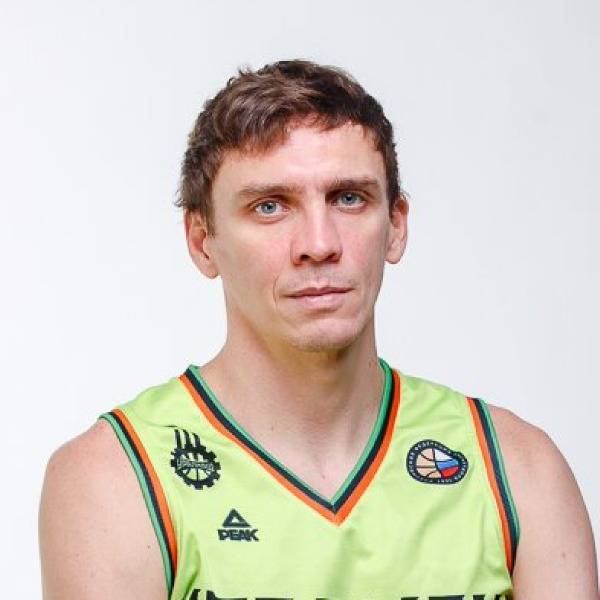 https://img.drosophila.cn/img/basketball/player/db45c4aed2f9eaeb272d62364e17d51d.png